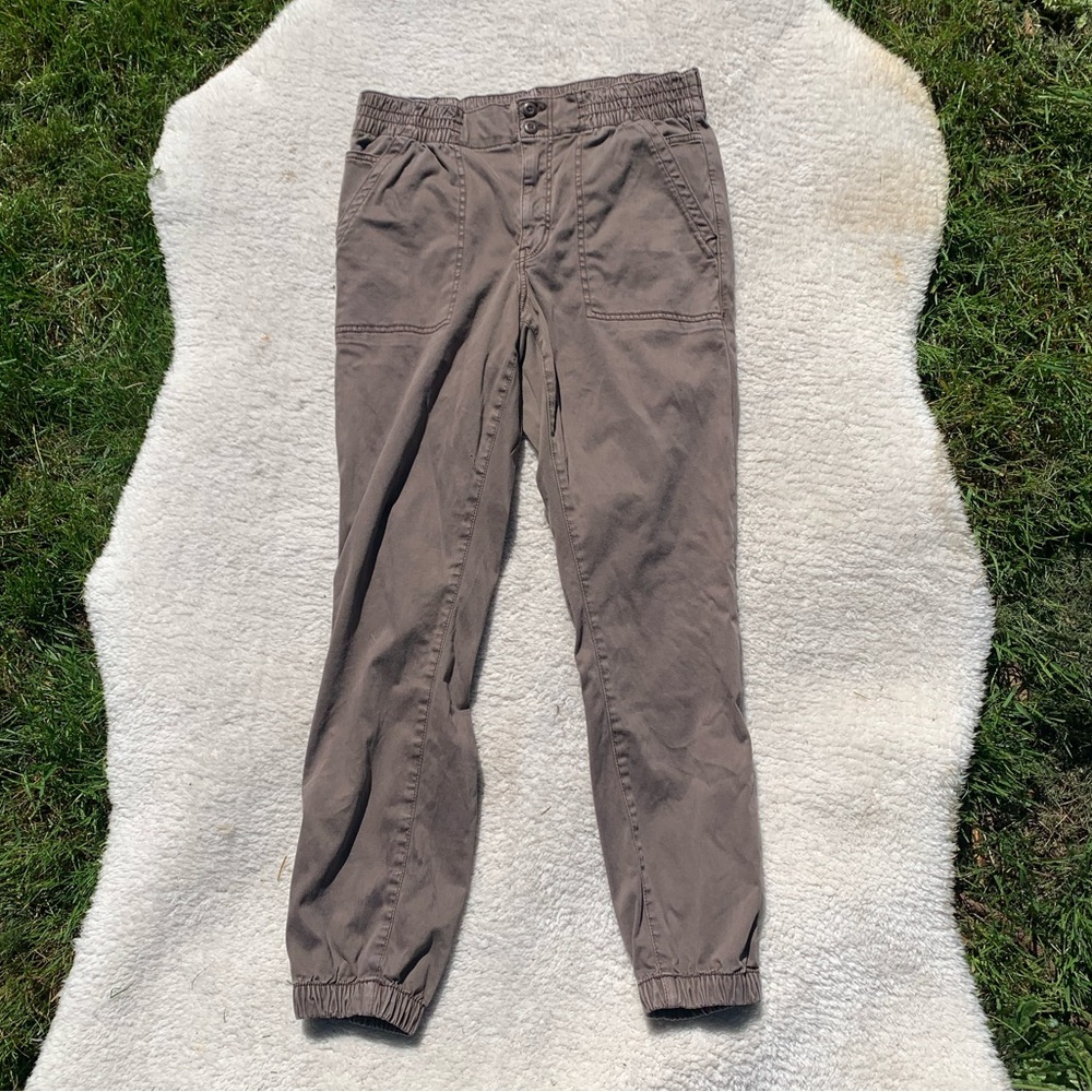 AEO straight legged pants